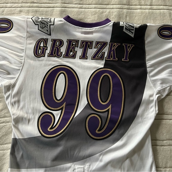 Authentic Los Angeles Kings ‘Burger King’ 1996 Jersey Mitchell and Ness - Picture 6 of 10